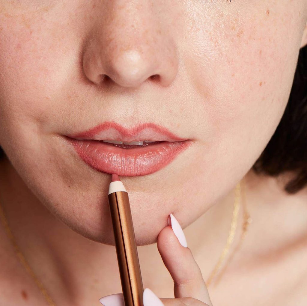 Choosing the Perfect Lip Liner: Enhance Your Lips with Precision